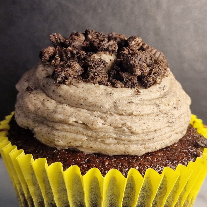 CREATE YOUR OWN - Cupcakes