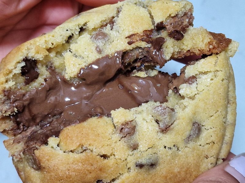 Nutella Filled New York Cookies